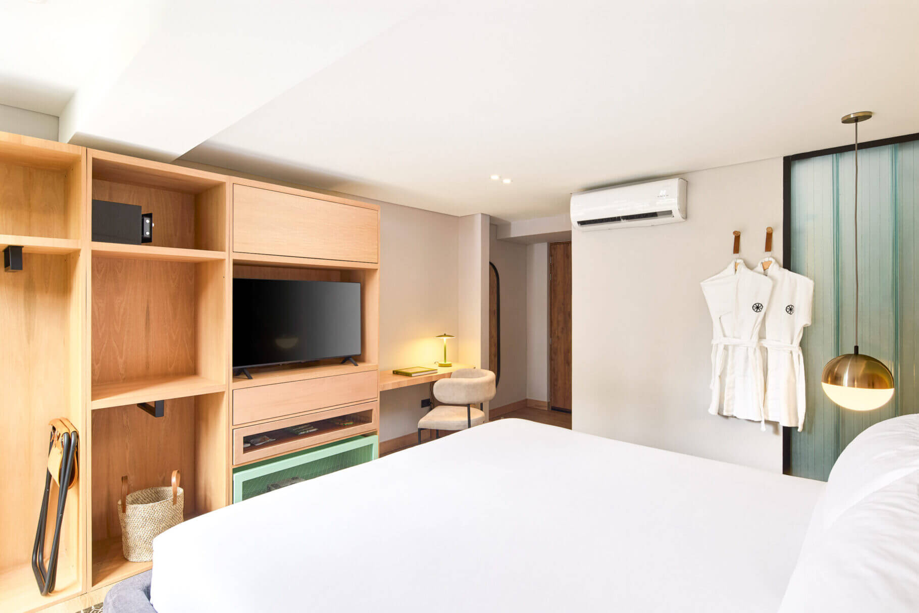 Executive_Wellcomm_Hotel_3