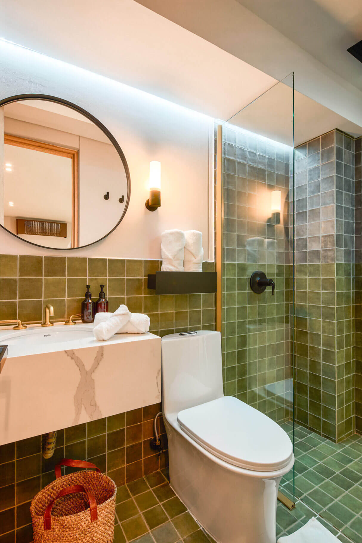 Superior_Wellcomm_Hotel_6